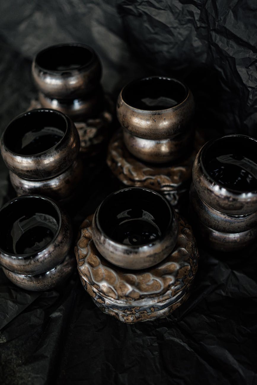 Abstract ceramic sculptural form
